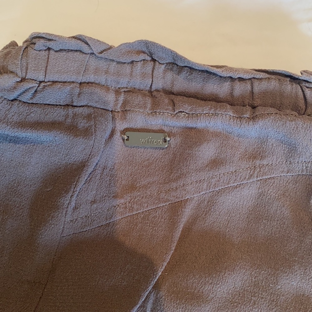 Aritzia Wilfrid Allant Pant in Light Brown Flowwy Pant Tailored Pant - Picture 10 of 16